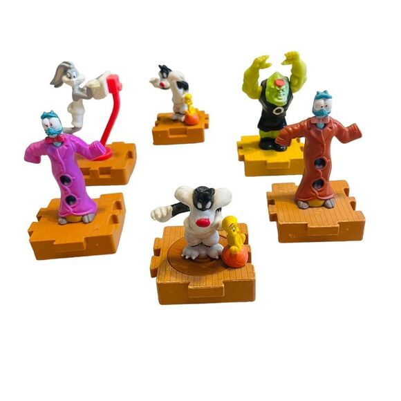 Set of 6 Vintage 1996 McDonald's Space Jam Toys - Picture 1 of 16